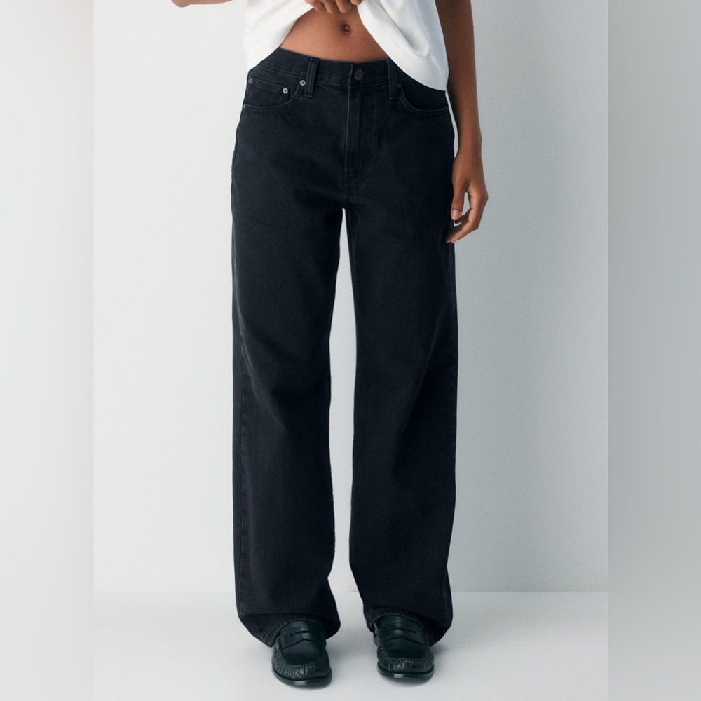 Aritzia Black Iggy Low rise Wide Leg Jeans